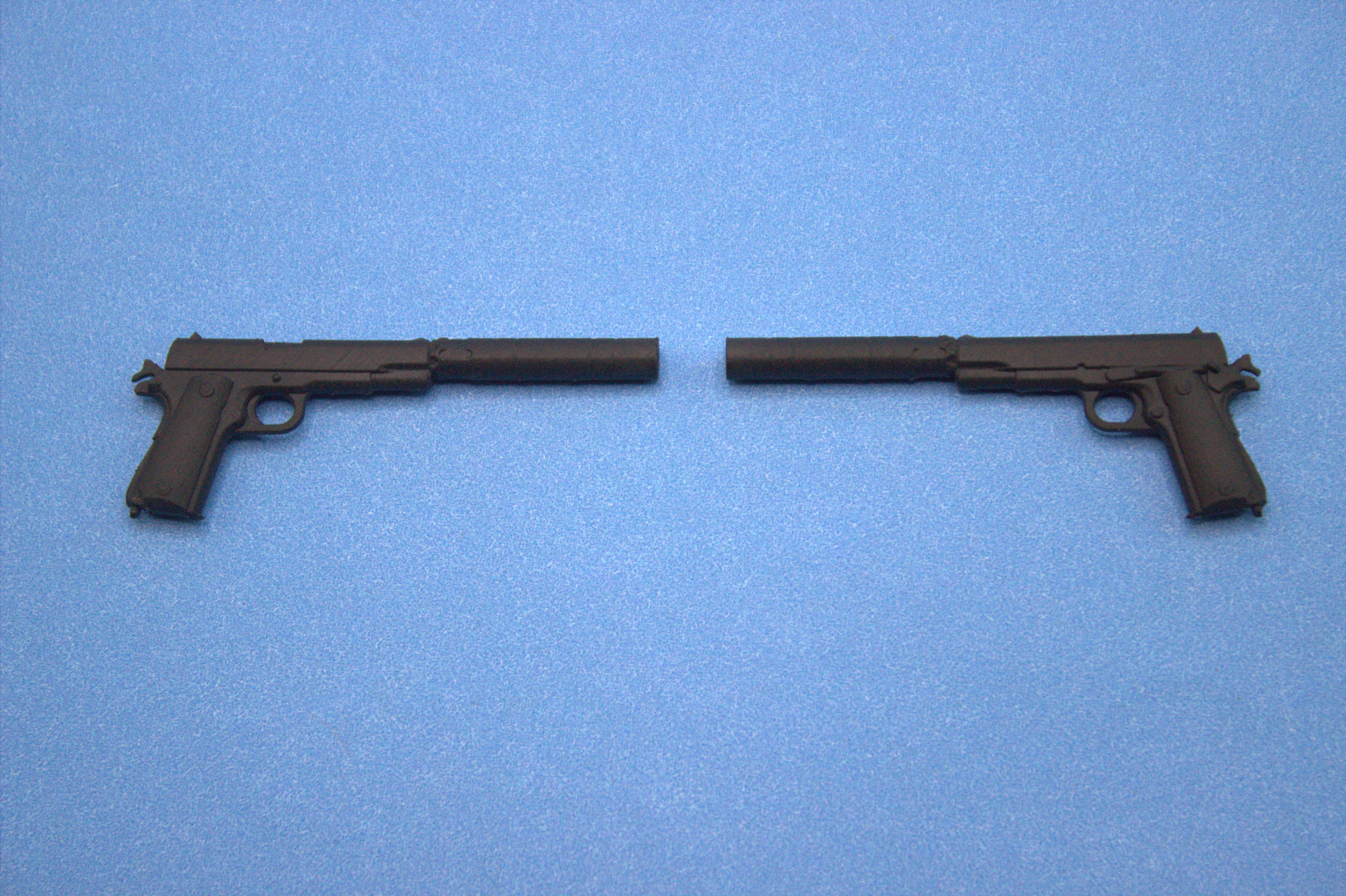 Colt Version 2 (1:12 Scale) x2