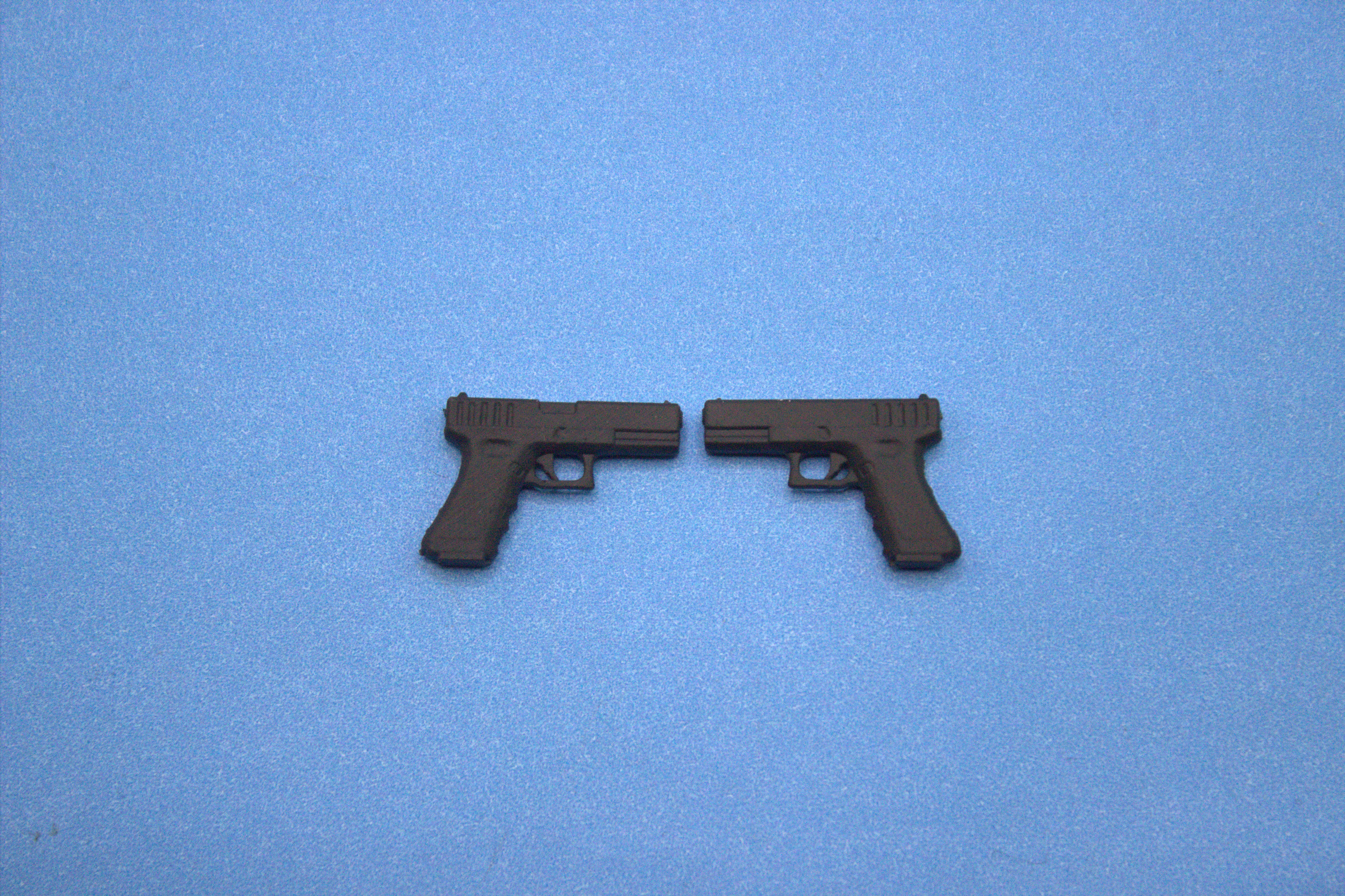 Glock Version 1 (1:12 Scale) x2